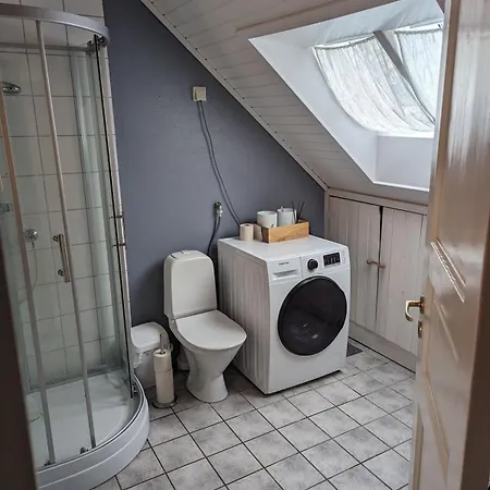 Centrally Located In Apartment *